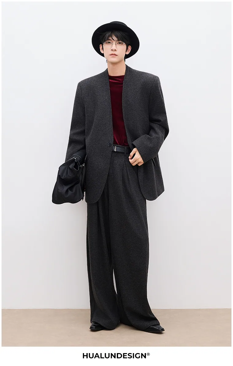 Relaxed tailored suit — On model 3