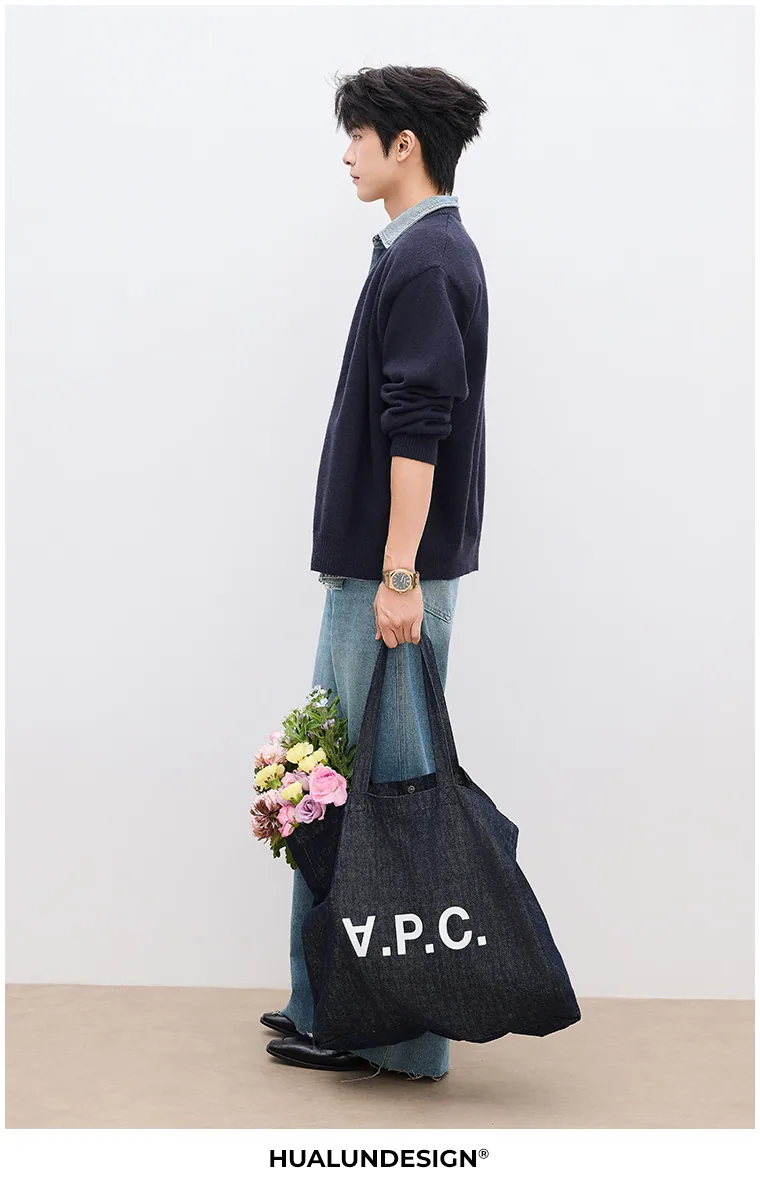 Light-wash wide jeans — On model 2
